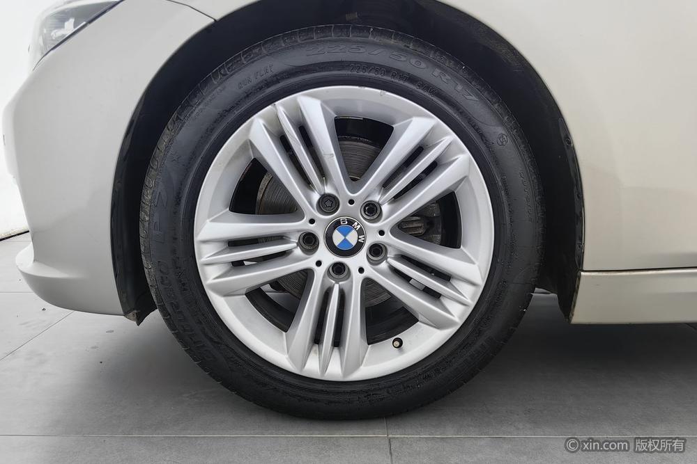 BMW 3 Series 2017 320Li Fashion – фото 9