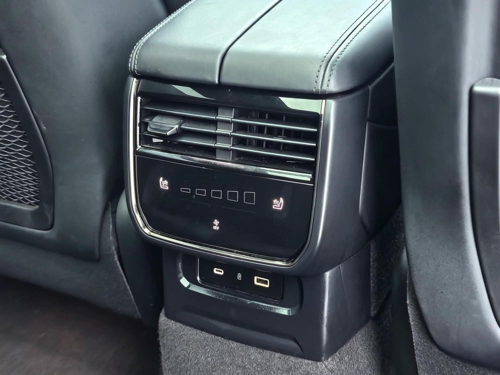 Lynk & Co 09 EM-P Модель 2021 года 2.0TD Per f ormance version VII seat Halo – фото 10