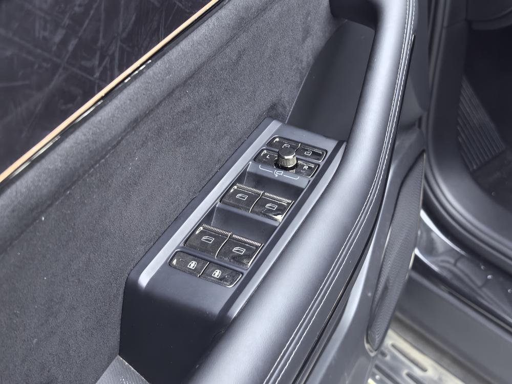Lynk & Co 09 EM-P Модель 2021 года 2.0TD Per f ormance version VII seat Halo – фото 27