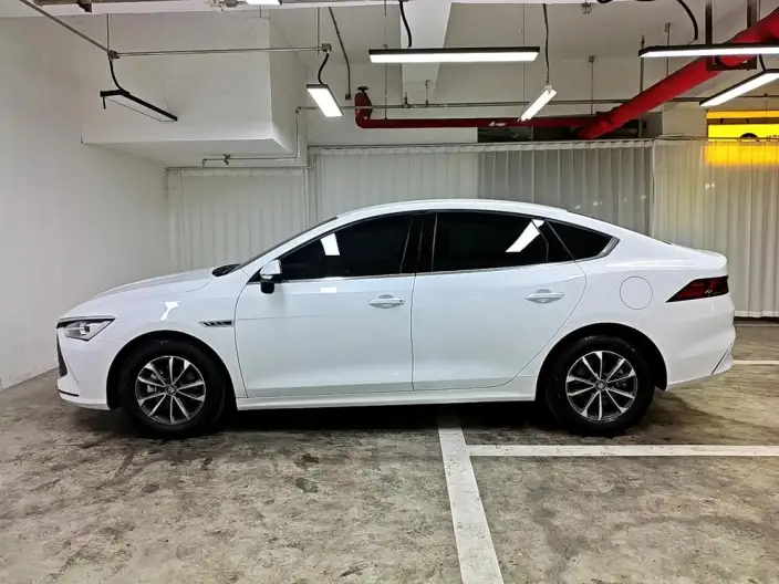 BYD Qin PLUS DM 2023 Model DM-i Champion Edition 55KM Leading Model – фото 4