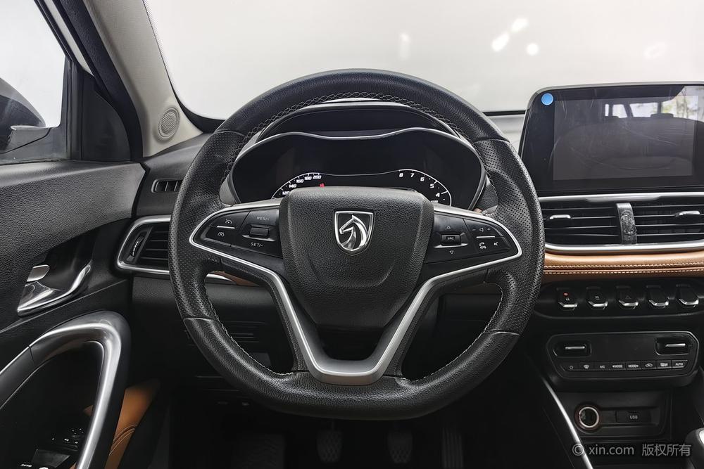 Baojun 510 2017 1.5L Manual Luxury – фото 14