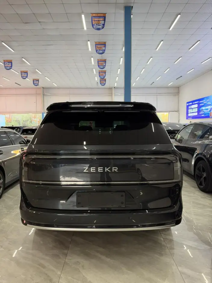 ZEEKR 9X 2025 Model Ultra Edition 70kWh VI seat – фото 3