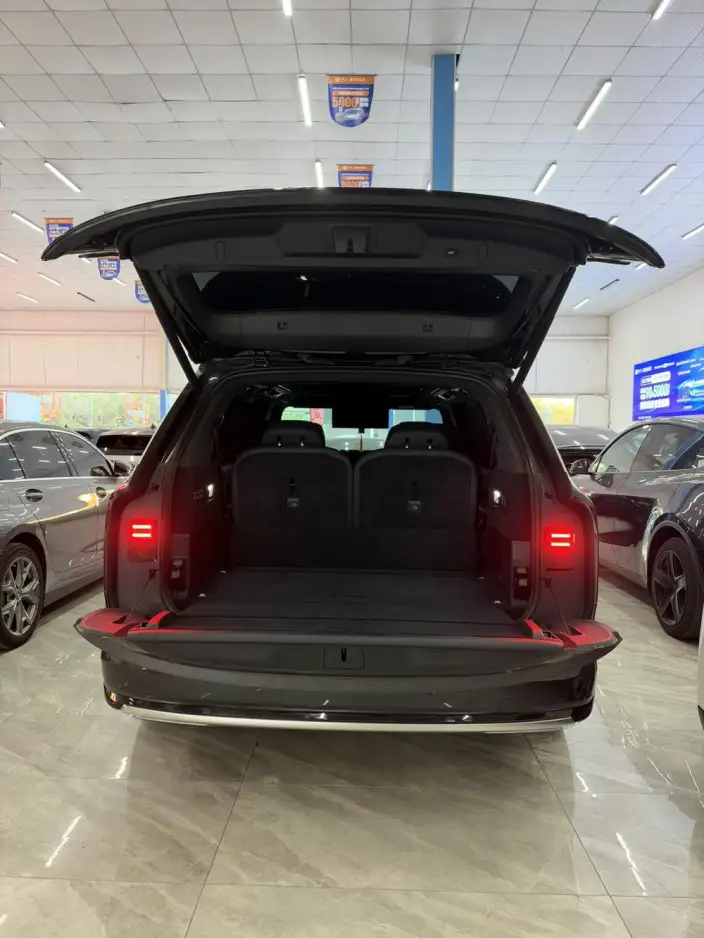 ZEEKR 9X 2025 Model Ultra Edition 70kWh VI seat – фото 8