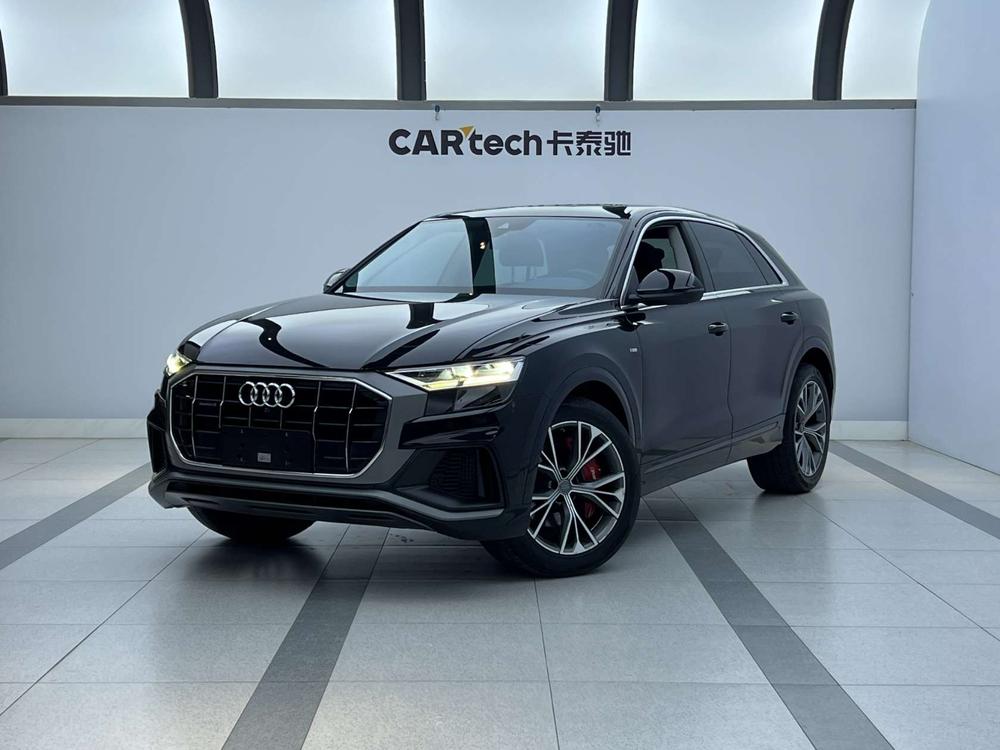 Audi Q8 2021 55 TFSI Luxury Sport