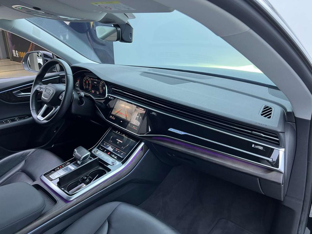 Audi Q8 2021 55 TFSI Luxury Sport – фото 8