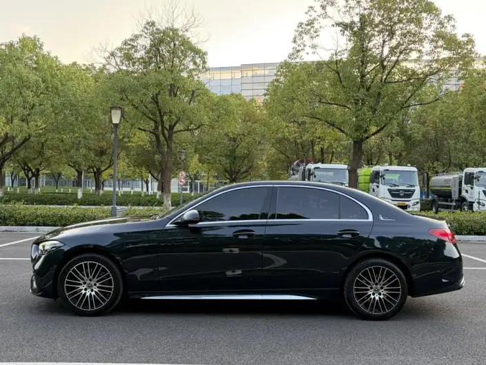 Mercedes-Benz C-Class 2022 Model C 260 L Sports Edition – фото 4