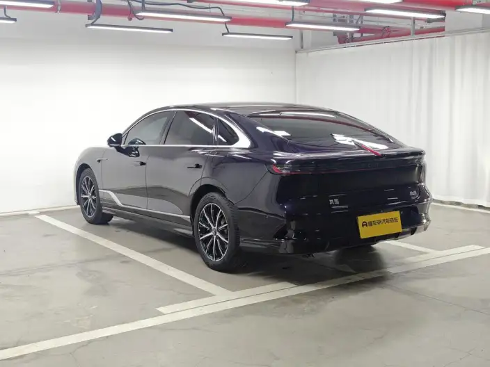 VOYAH Pursuit PHEV 2024 Model Ultra-long Endurance 4WD Executive Edition – фото 5