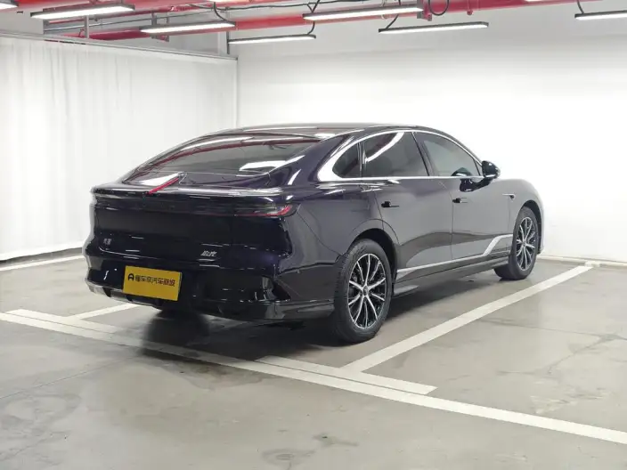 VOYAH Pursuit PHEV 2024 Model Ultra-long Endurance 4WD Executive Edition – фото 7