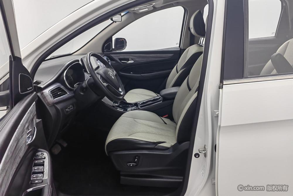 Baojun 730 2017 1.5T DCT Flagship 7-seater, China V – фото 17