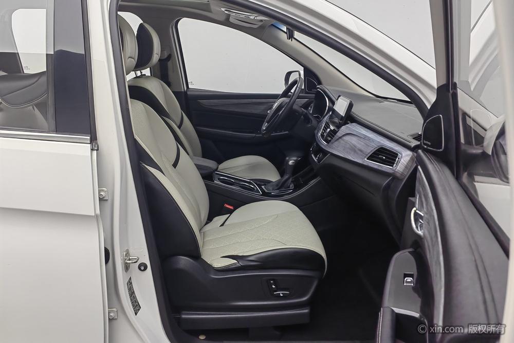 Baojun 730 2017 1.5T DCT Flagship 7-seater, China V – фото 24