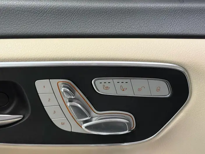 Mercedes-Benz V-Class 2021 Model V 260 L Long wheelbase Deluxe Edition – фото 5