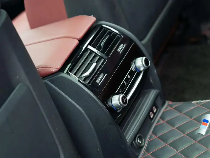 BMW 5 Series 2022 Model Facelift II 530Li Exclusive Model M Sports Set – фото 9