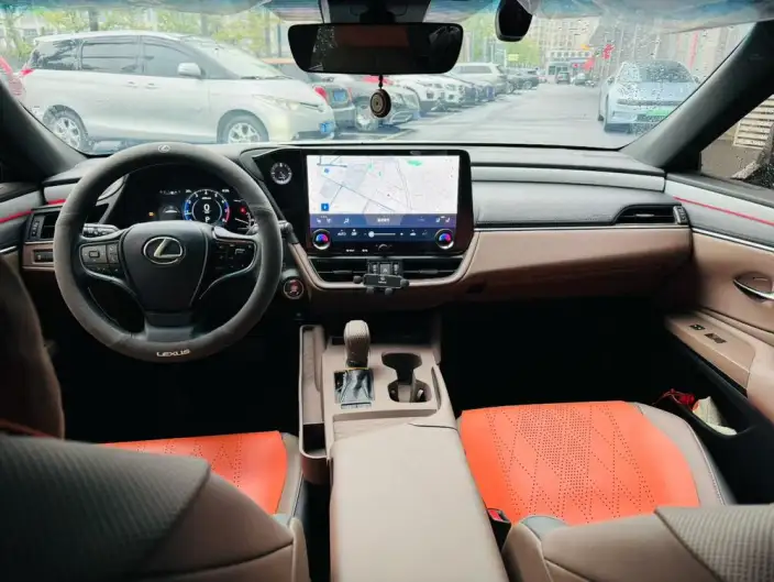 Lexus ES 2025 Model 200 Premium – фото 7