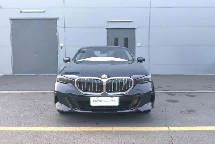 BMW i5 2025 Model eDrive40L M Sports Set – фото 2