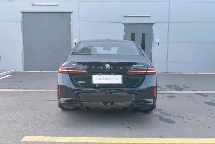 BMW i5 2025 Model eDrive40L M Sports Set – фото 4