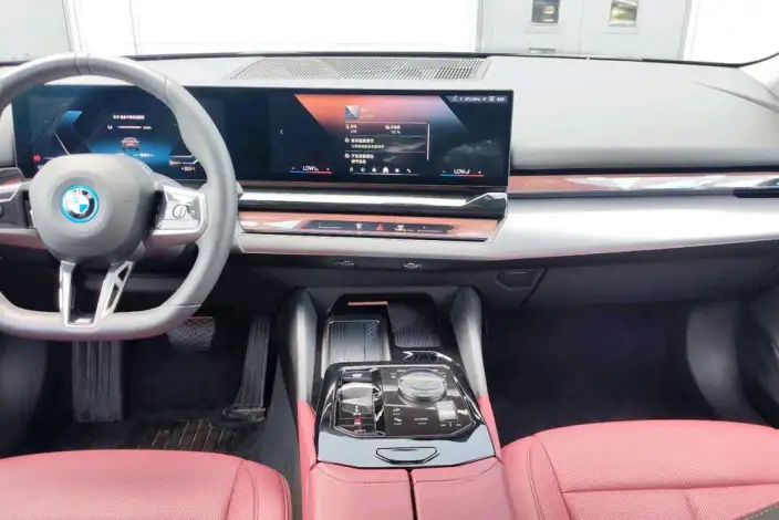 BMW i5 2025 Model eDrive40L M Sports Set – фото 7