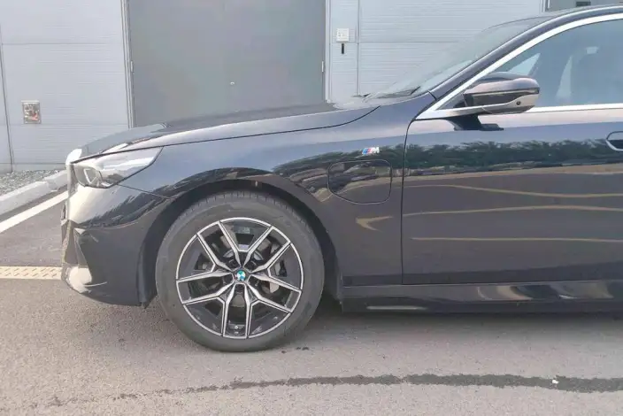 BMW i5 2025 Model eDrive40L M Sports Set – фото 8