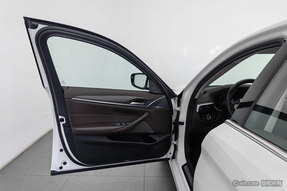 BMW 5 Series 2020 530Li Leader Luxury Package – фото 21