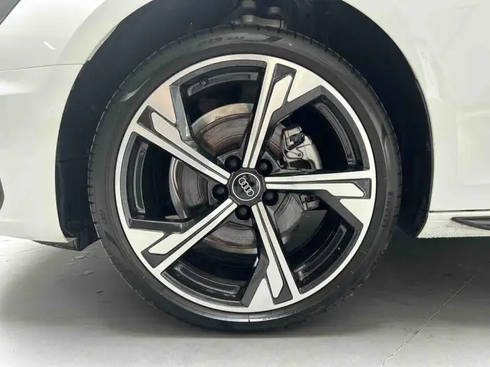 Audi A4 L 2024 Model 40 TFSI Luxury Dynamic Model Starry Night Edition – фото 10
