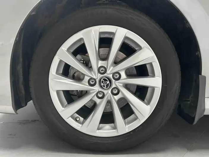 Toyota Camry 2022 Model 2.0GVP Leading version – фото 5