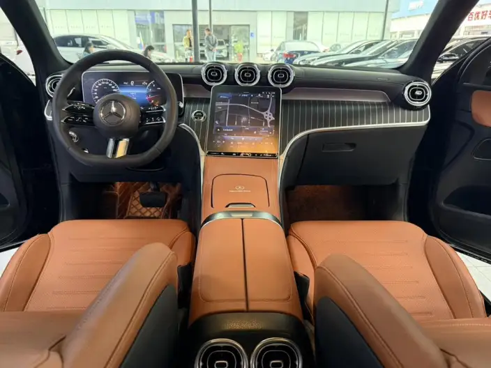 Mercedes-Benz GLC 2024 Model GLC 300 L 4MATIC Dynamic Model 5 seat – фото 8