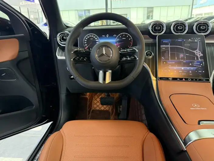 Mercedes-Benz GLC 2024 Model GLC 300 L 4MATIC Dynamic Model 5 seat – фото 9