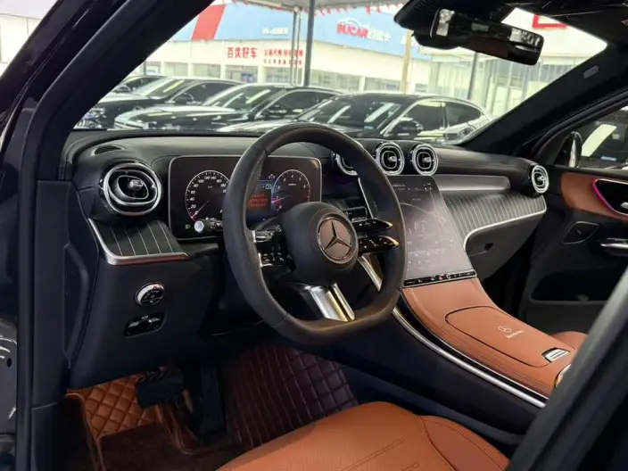 Mercedes-Benz GLC 2024 Model GLC 300 L 4MATIC Dynamic Model 5 seat – фото 10