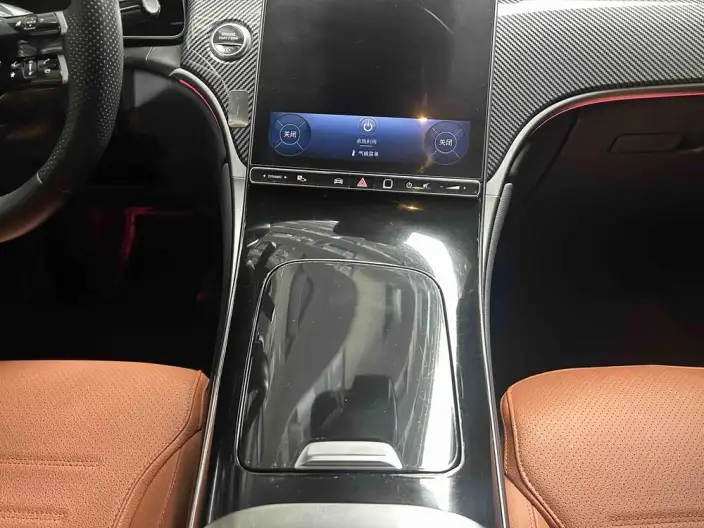 Mercedes-Benz GLC 2024 Model GLC 300 L 4MATIC Dynamic Model 7 seat – фото 7