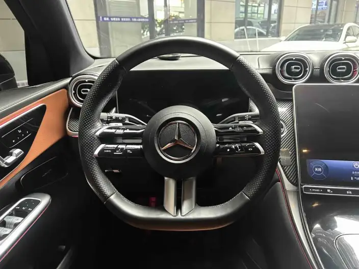 Mercedes-Benz GLC 2024 Model GLC 300 L 4MATIC Dynamic Model 7 seat – фото 9
