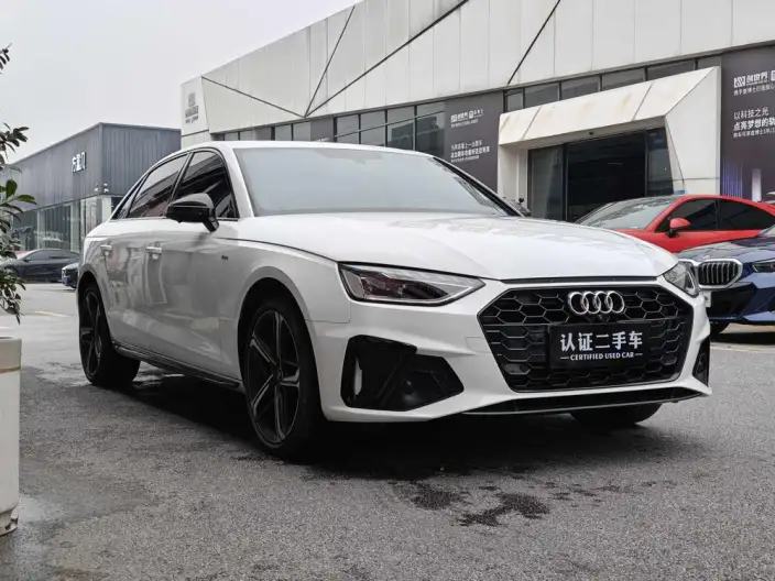 Audi A4 L 2024 Model 40 TFSI Luxury Dynamic Model – фото 3