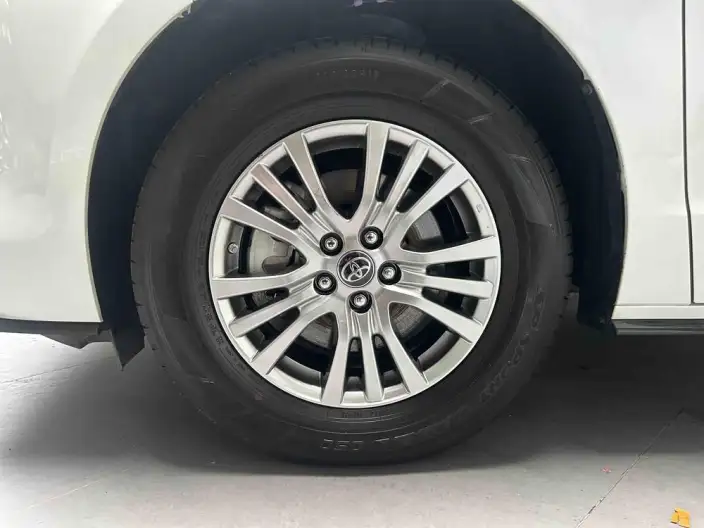 Toyota Sienna 2021 Model 2.5L Hybrid Deluxe Edition – фото 5
