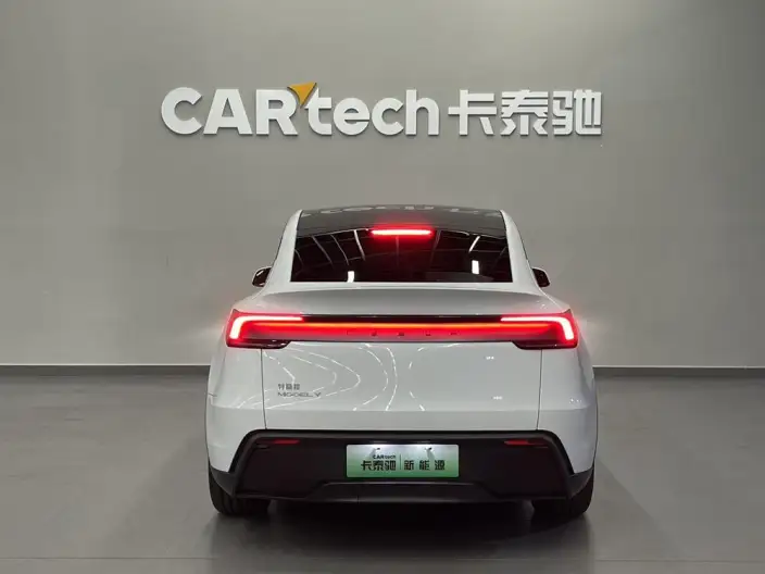 Model Y 2025 Model Rear-wheel drive version – фото 6