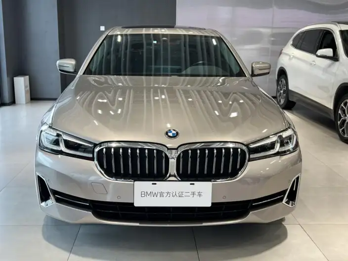 BMW 5 Series 2022 Model 525Li Luxury Set – фото 2