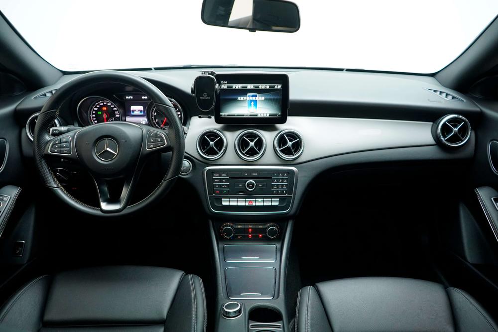 Mercedes-Benz CLA Imported 2017 модификация комплектация CLA 200 Dynamic – фото 12