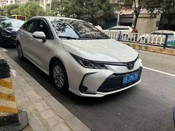 Toyota Corolla 2024 Model Intelligent Hybrid 1.8L E-CVT Pioneer Edition – фото 2