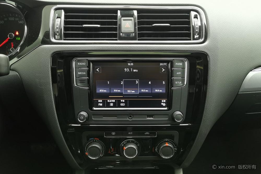Volkswagen Sagitar 2018 280TSI DSG Spark – фото 12