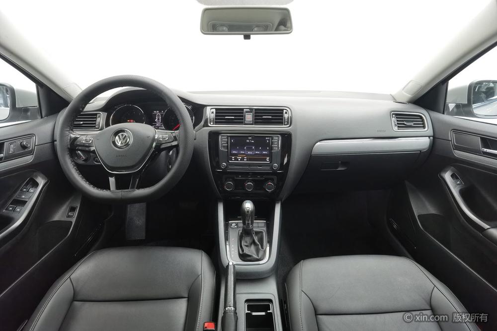Volkswagen Sagitar 2018 280TSI DSG Spark – фото 13