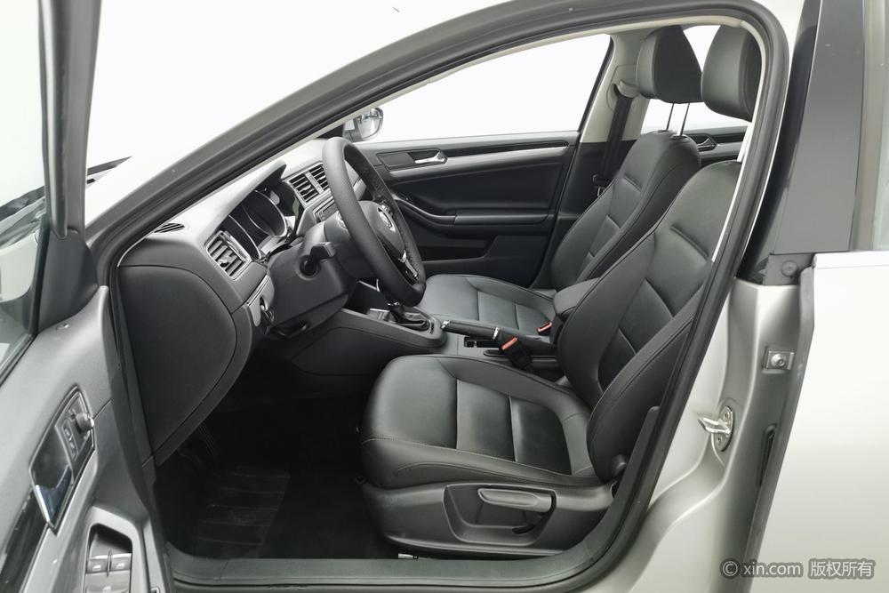 Volkswagen Sagitar 2018 280TSI DSG Spark – фото 17