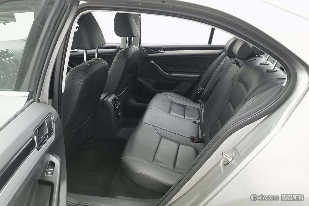 Volkswagen Sagitar 2018 280TSI DSG Spark – фото 19