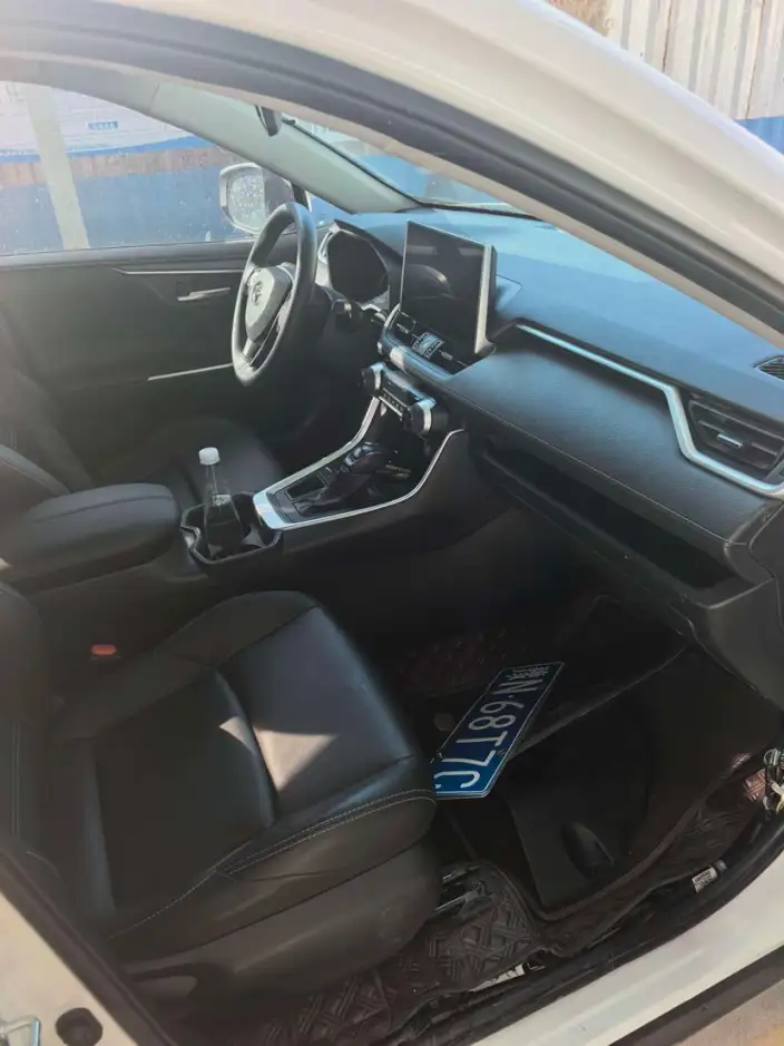 Toyota Wildlander 2022 Model 2.0L 2WD Luxury PLUS Edition – фото 6
