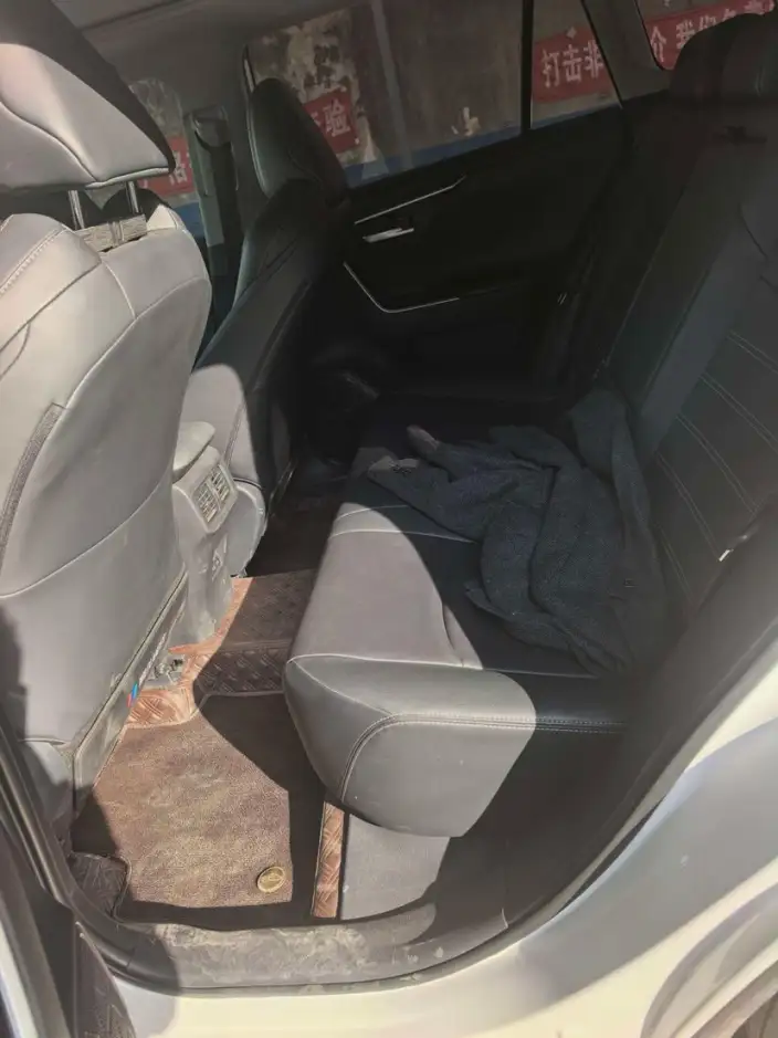 Toyota Wildlander 2022 Model 2.0L 2WD Luxury PLUS Edition – фото 9