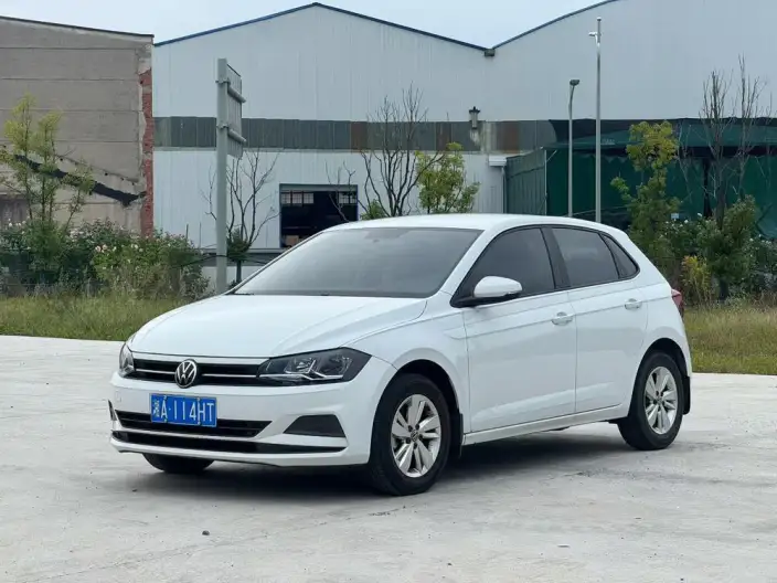 Polo 2023 Model Facelift Plus 1.5L Automatic Indulge in Music Letterpress – фото 10