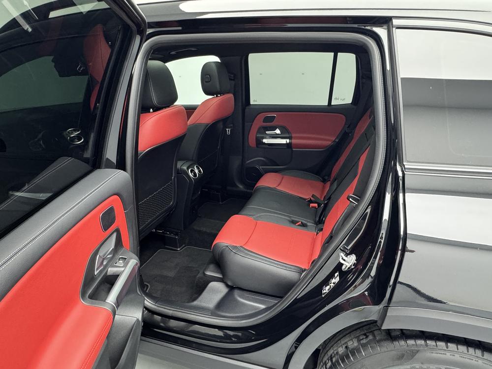 Mercedes-Benz GLB AMG 2022 AMG GLB 35 4MATIC – фото 18