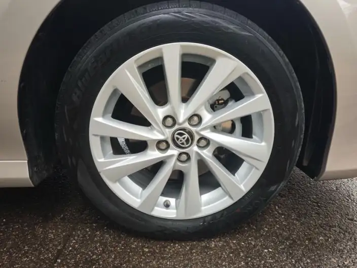 Toyota Camry 2023 Model 2.0G Deluxe Edition – фото 4