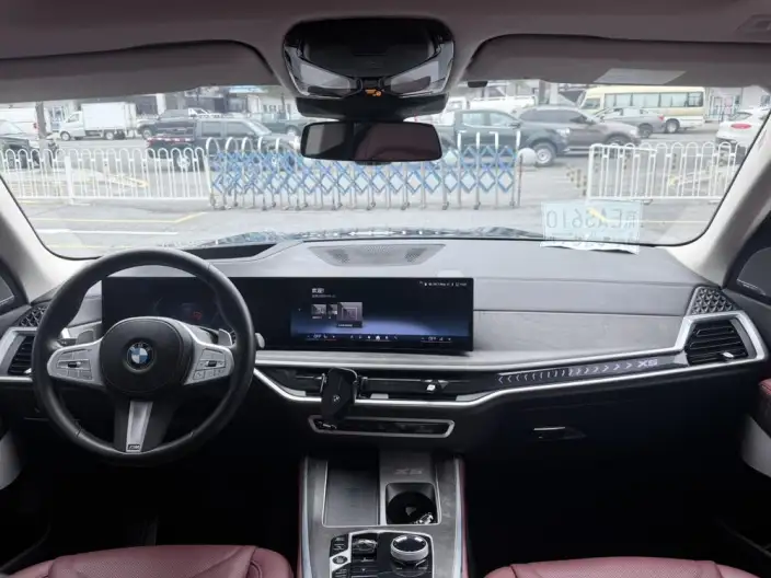 BMW X5 2023 Model xDrive30Li Exclusive Model M Sports Night Set – фото 10