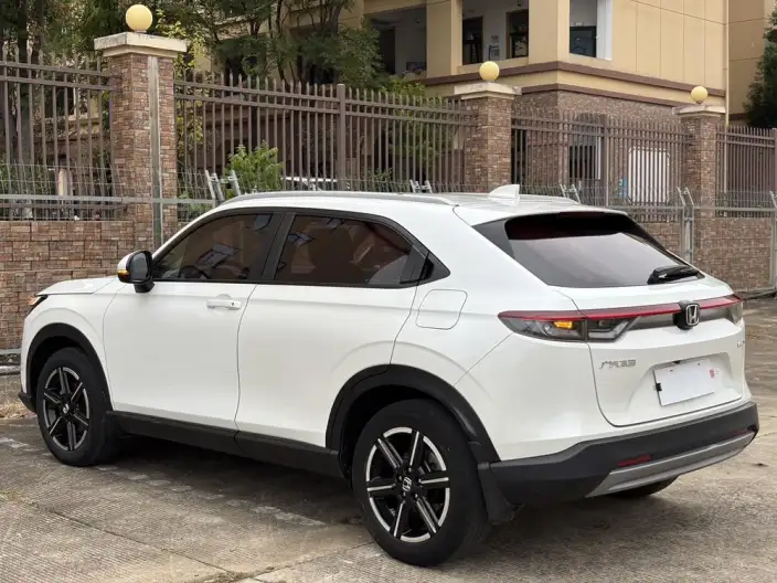 Honda Vezel 2023 Model 1.5L CVT Elite Edition – фото 5