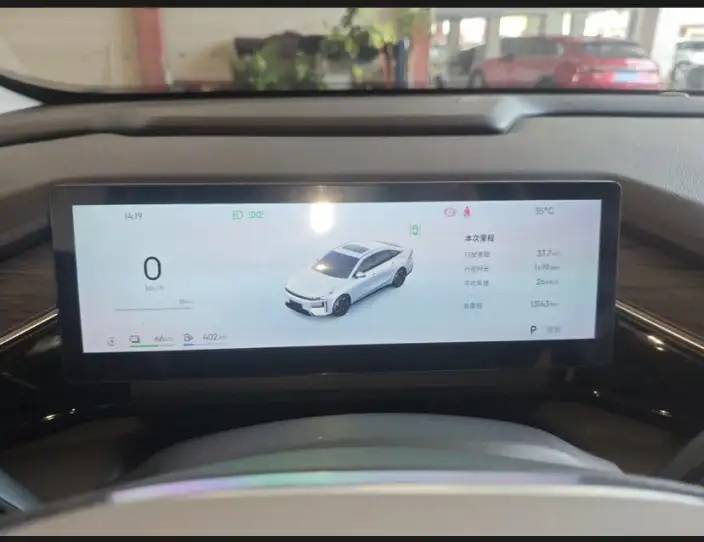 Geely Galaxy L6 2025 Model 1.5 EM-i DHT 140KM Galaxy Edition – фото 8