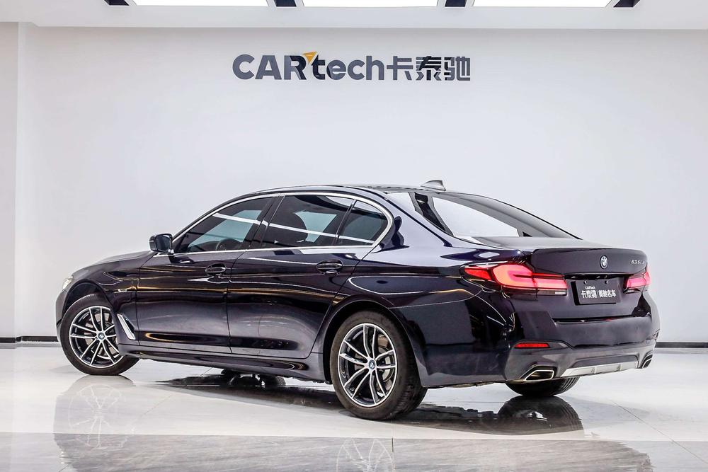 BMW 5 Series PHEV Модель 2022 года 二 раз комплектация 535Le M Sports Set