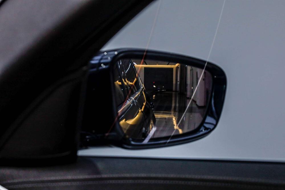BMW 5 Series PHEV Модель 2022 года 二 раз комплектация 535Le M Sports Set – фото 11