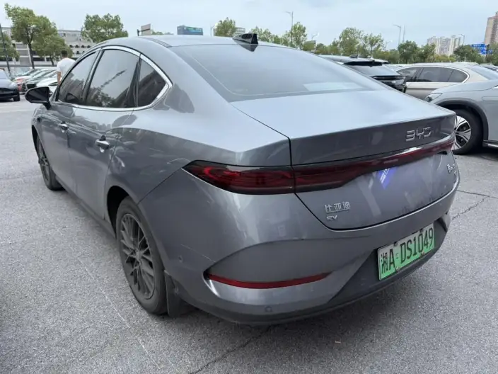 Qin Plus EV 2025 Model Smart Driving Edition 510KM Leading Model – фото 4